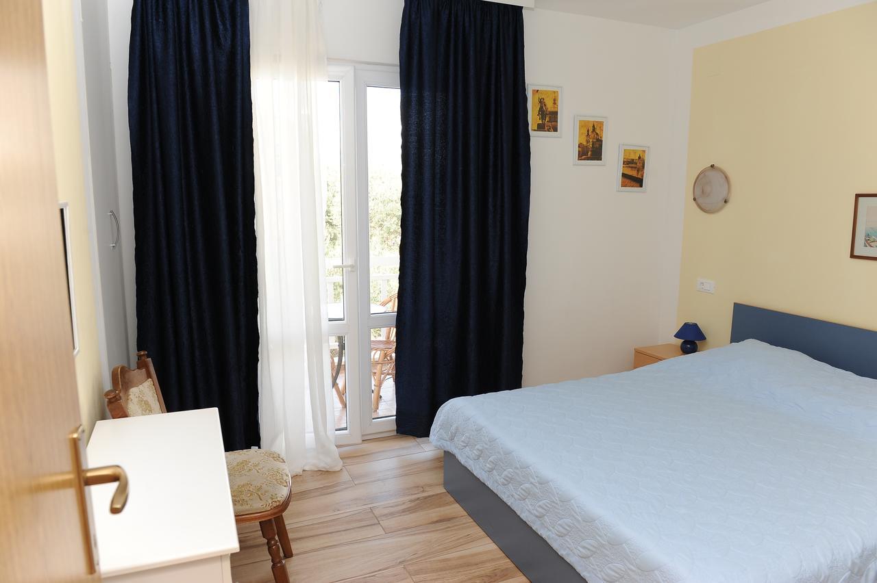 Apartments Loncar Gradac  Exterior photo