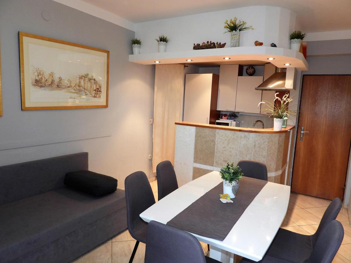 Apartments Loncar Gradac  Exterior photo