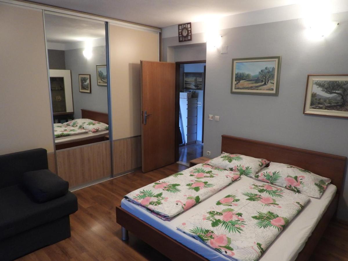 Apartments Loncar Gradac  Exterior photo